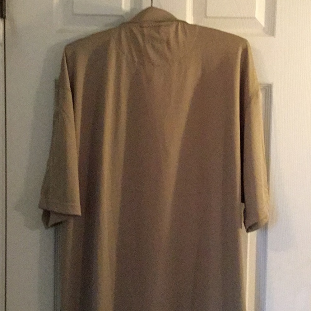 Polo - Picture 2 of 2